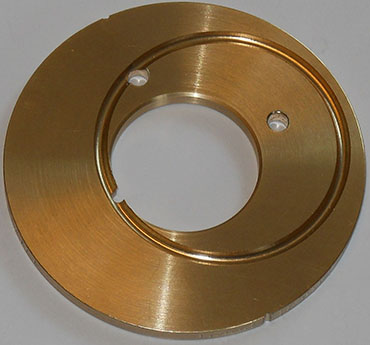 BRASS WASHER (CLOSE) 1.JPG