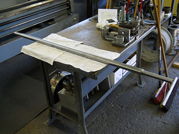 SPECIFICALLY KEYED STEEL SHAFT.JPG